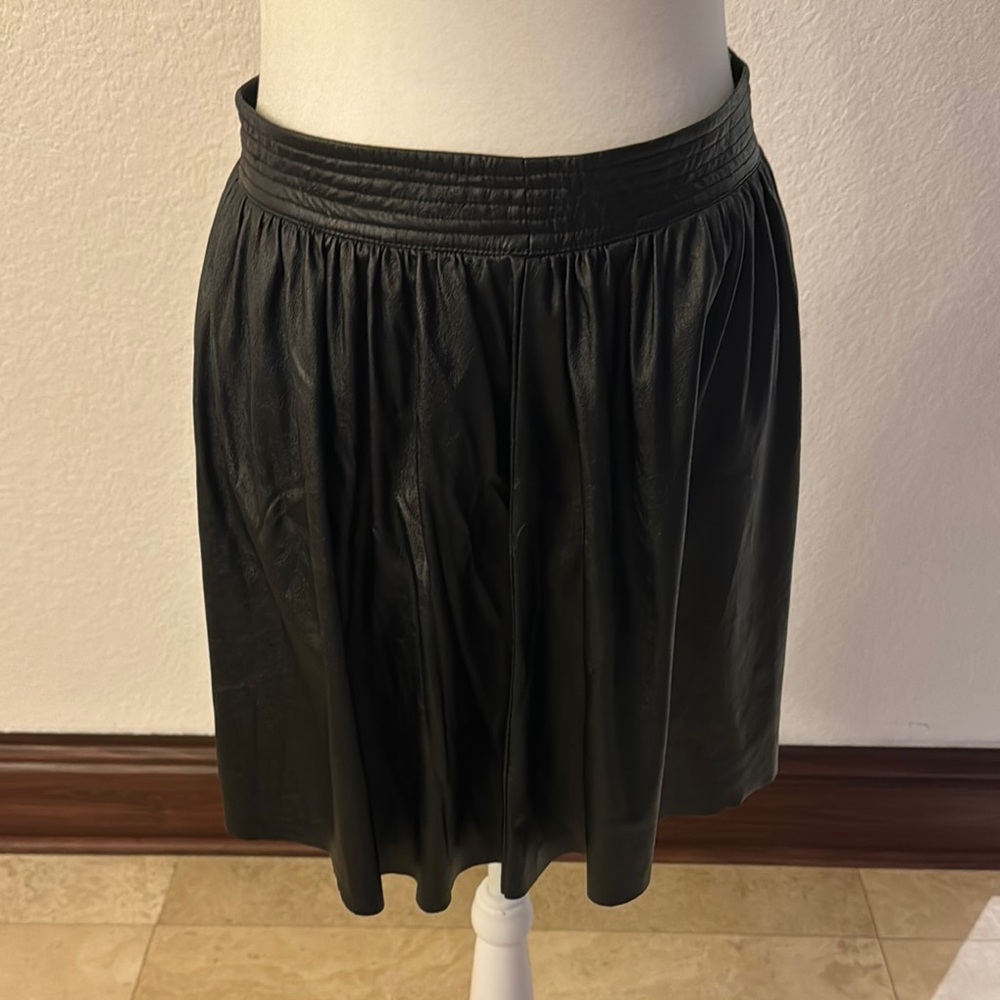 Alice & Trixie Black Pleated Bubble Skirt